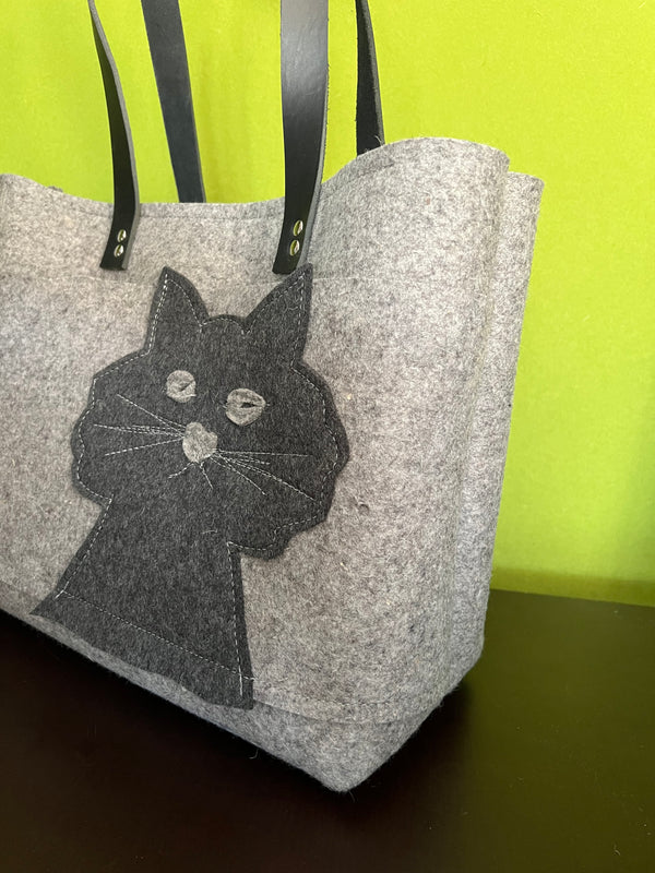 *CAT LADY Pocket Tote - LARGE