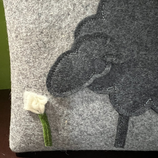 *SHEEP Flower CROSS BODY