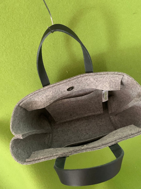 Martha Bag: Handmade Felt Bag