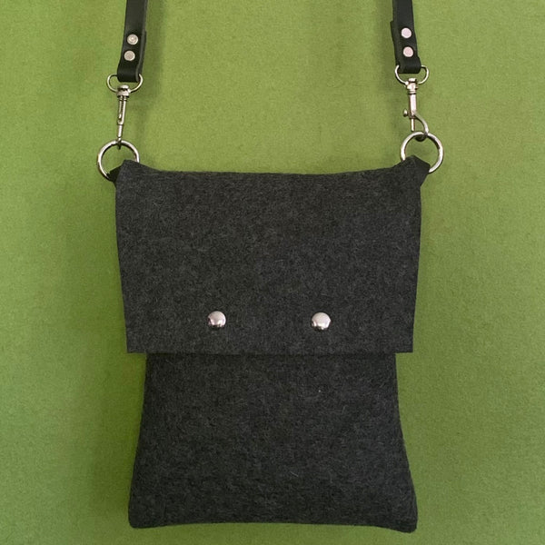 Kiki Bag : Crossbody Handmade Felt Purse